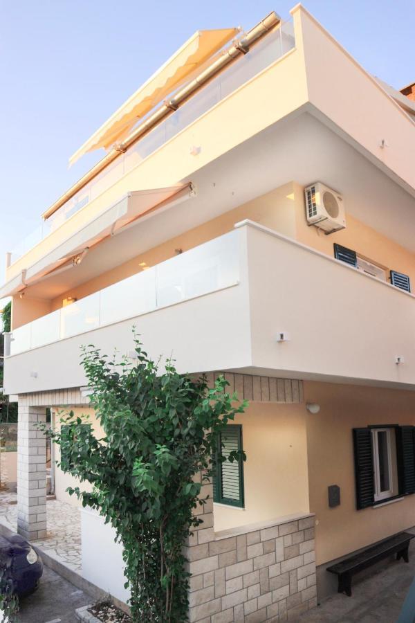 Apartments Keko Primošten Екстериор снимка
